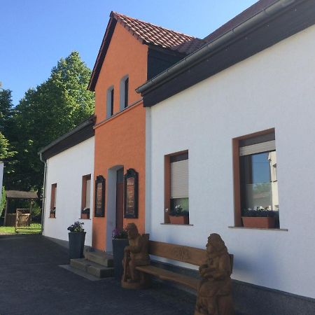 Pension Zum Alten Gasthaus Haensel Krauschwitz エクステリア 写真
