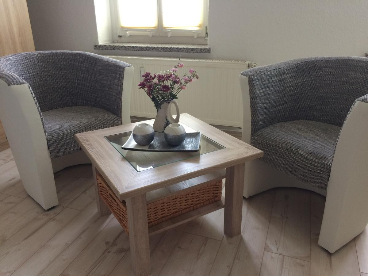 Pension Zum Alten Gasthaus Haensel Krauschwitz エクステリア 写真