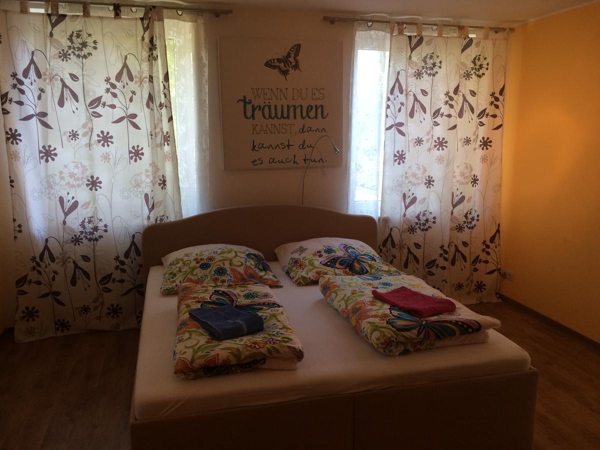 Pension Zum Alten Gasthaus Haensel Krauschwitz エクステリア 写真