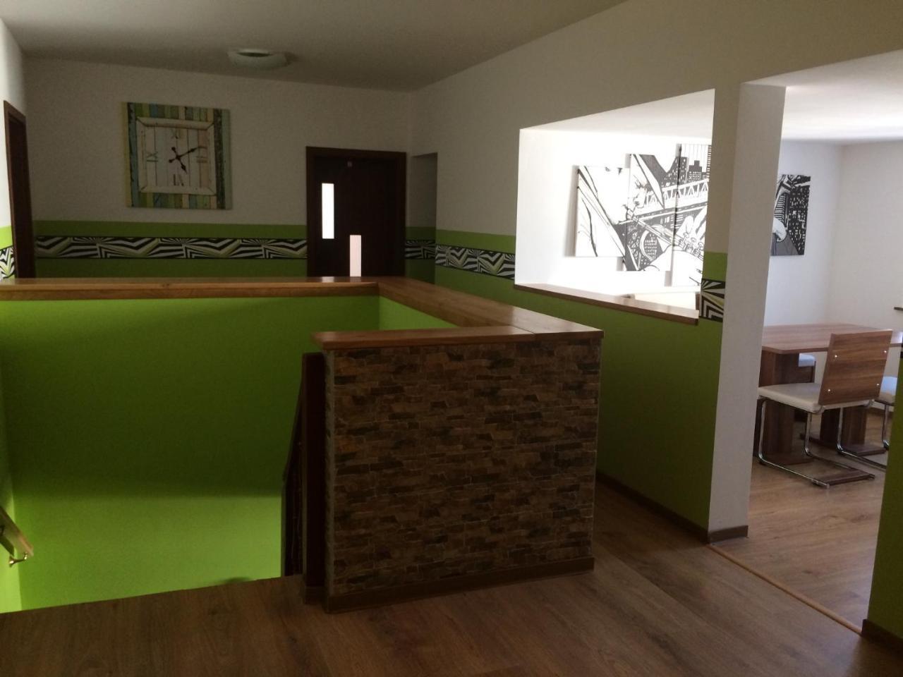 Pension Zum Alten Gasthaus Haensel Krauschwitz エクステリア 写真
